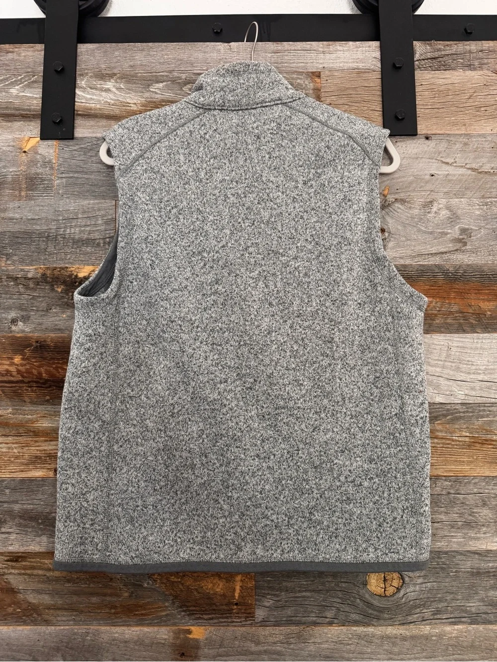 Patagonia Men’s Better Sweater Fleece Vest in Birch White Gray